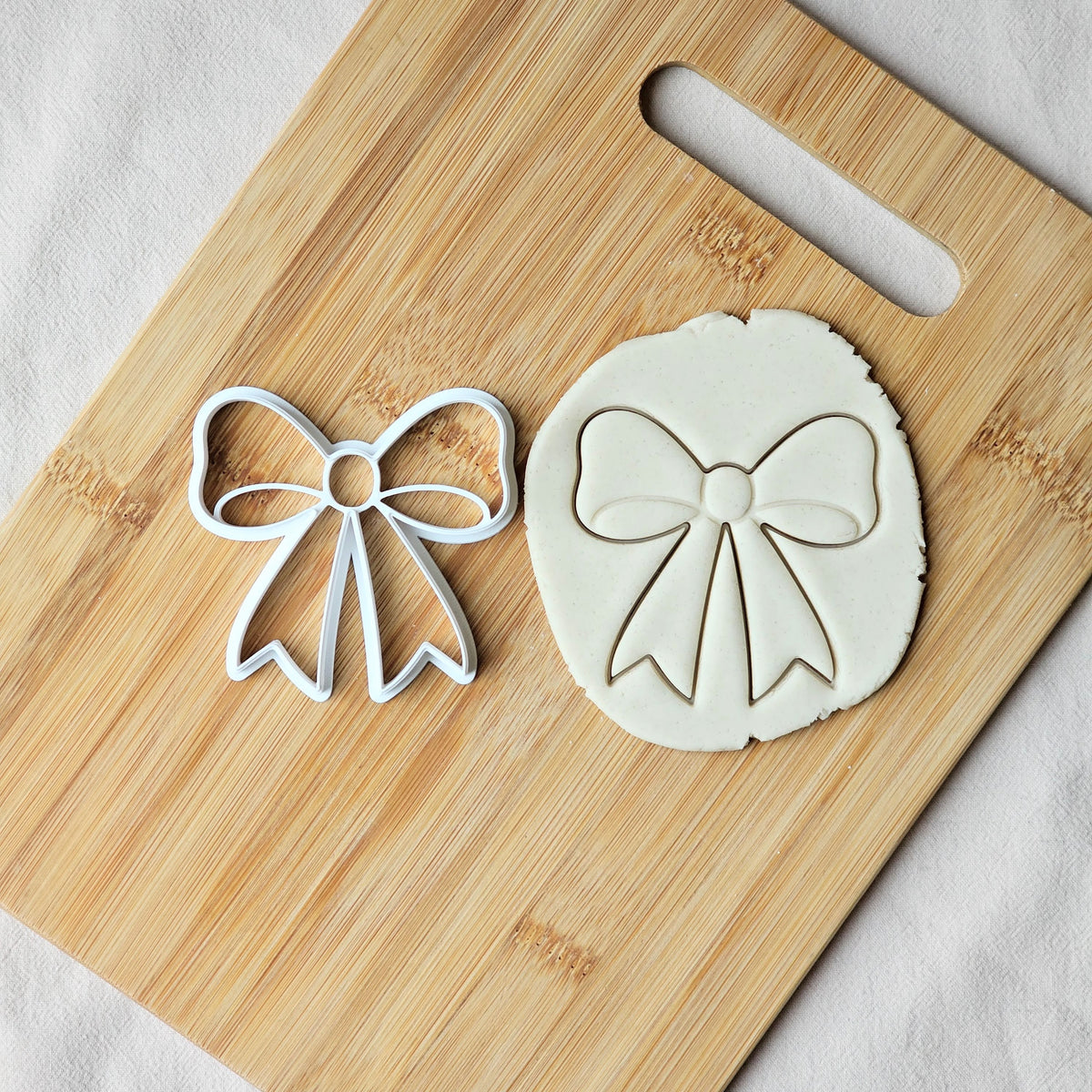 Bow Cookie Cutter: Ribbon, Fondant & Clay Cutters