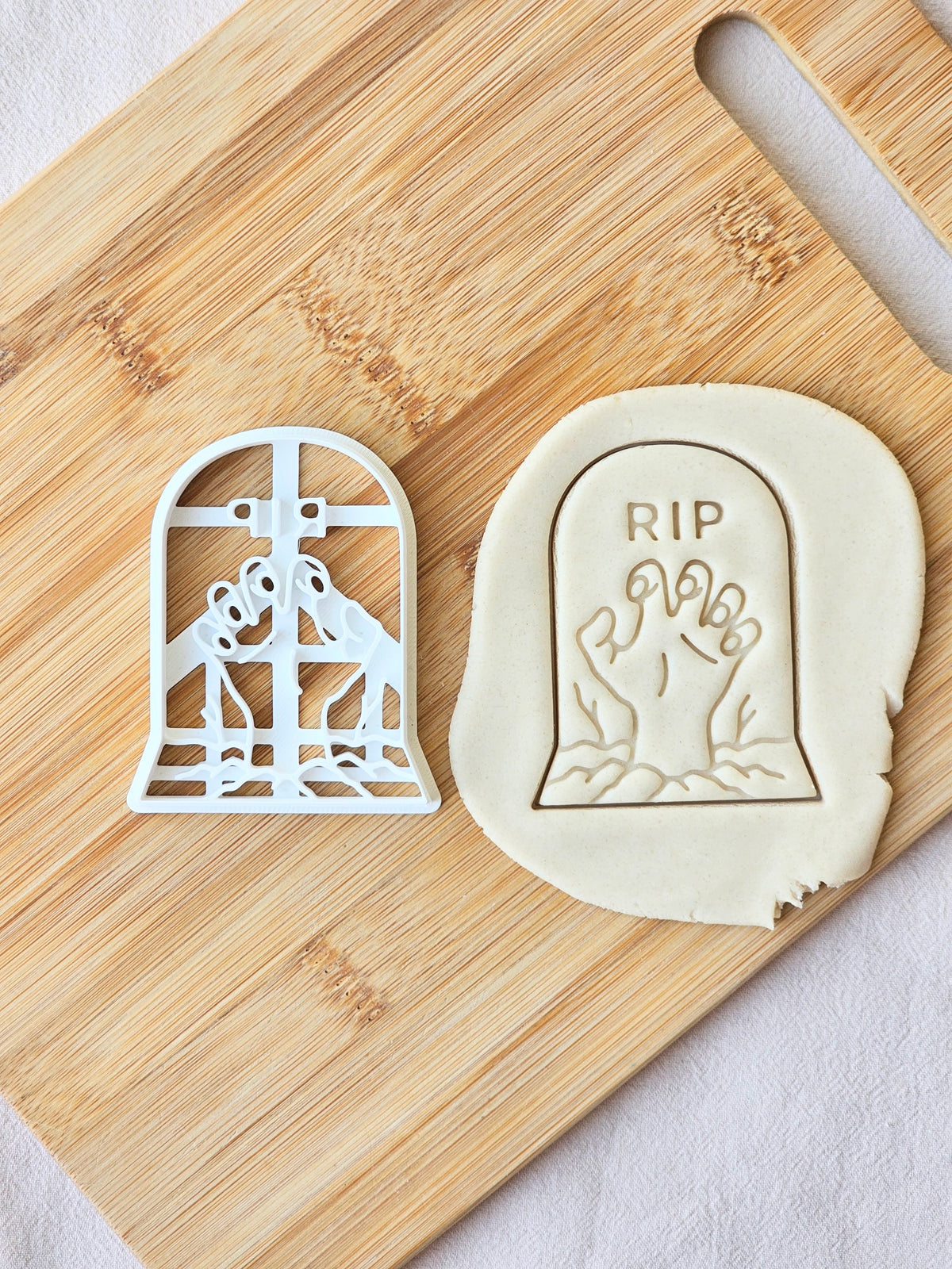 Tombstone Cookie Cutter: Halloween Baking, Fondant & Clay Cutters