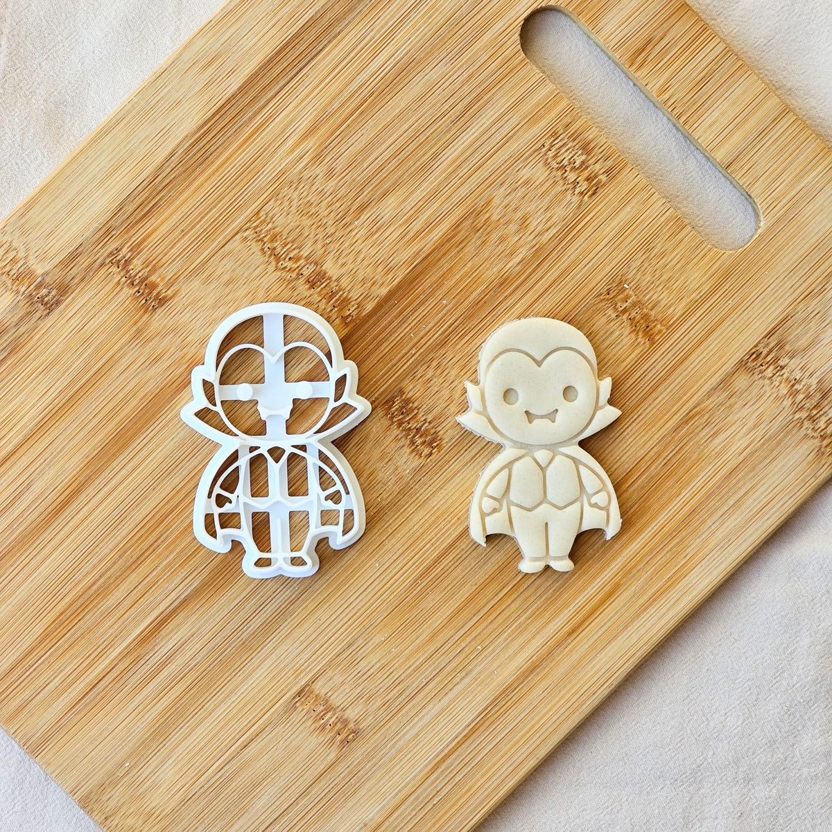Vampire Cookie Cutter: Halloween, Fondant & Clay Cutters